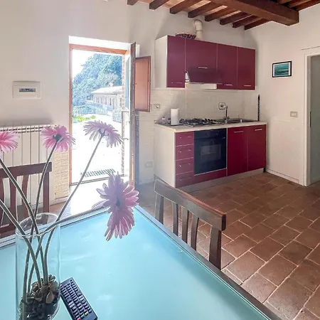 1 Bedroom In Daire *