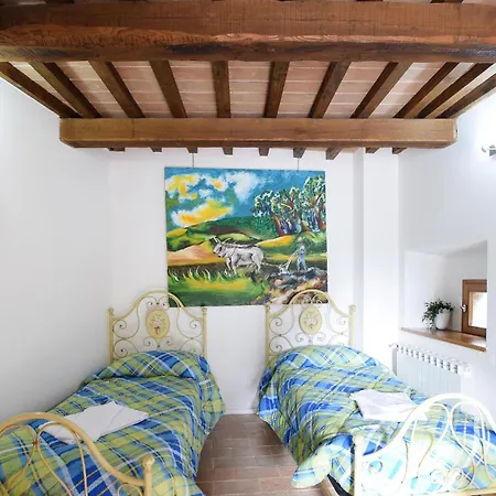 Apartment 1 Bedroom In *