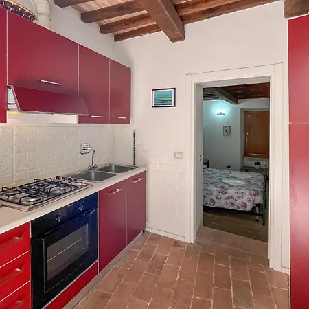 1 Bedroom In Daire *